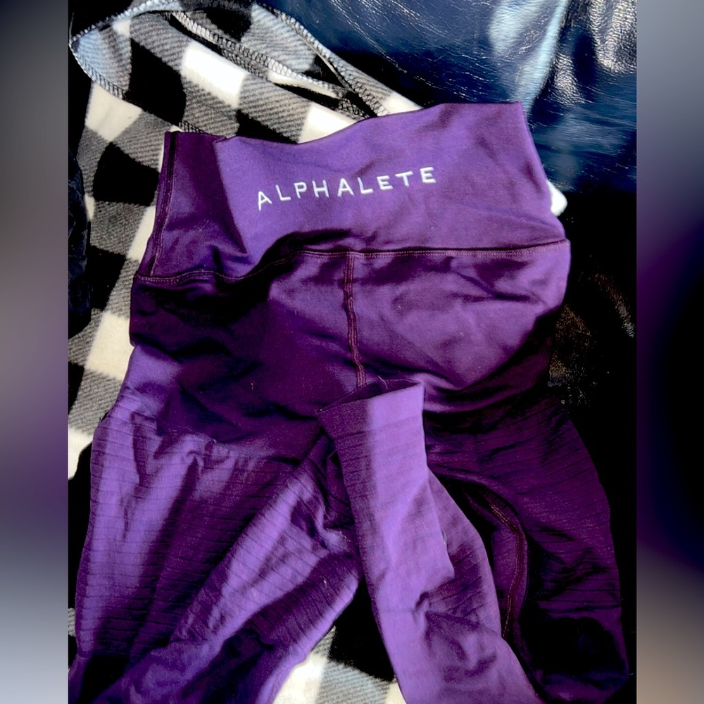 alphalete leggings